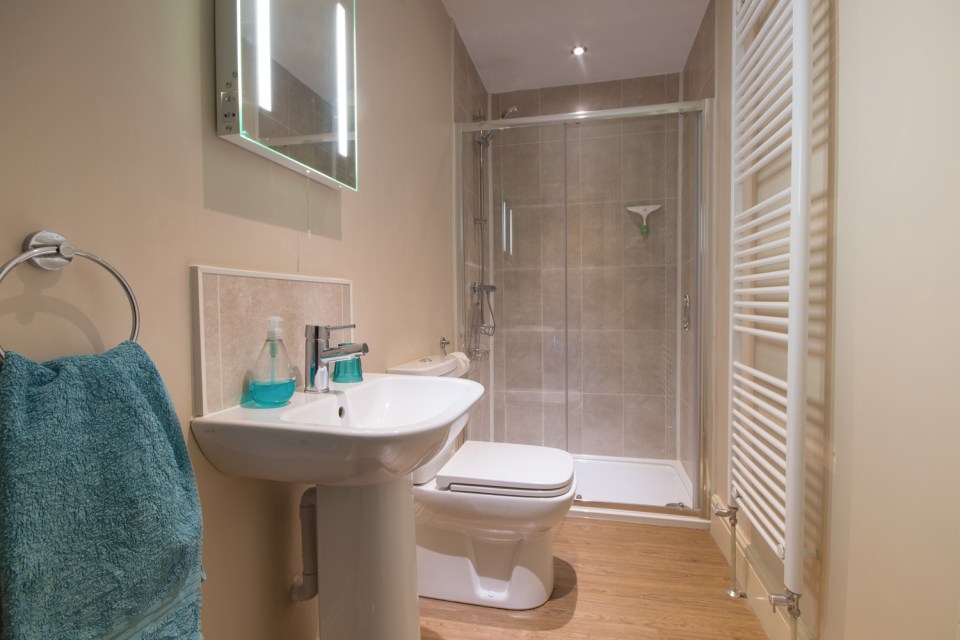 Low-Res-Servants-Quarter-04